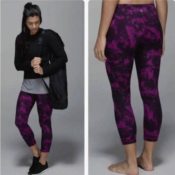 lululemon athletica Pants - Lululemon Wunder Under Crop II Breezie Regal Plum Purple Black Tie-Dye size 6